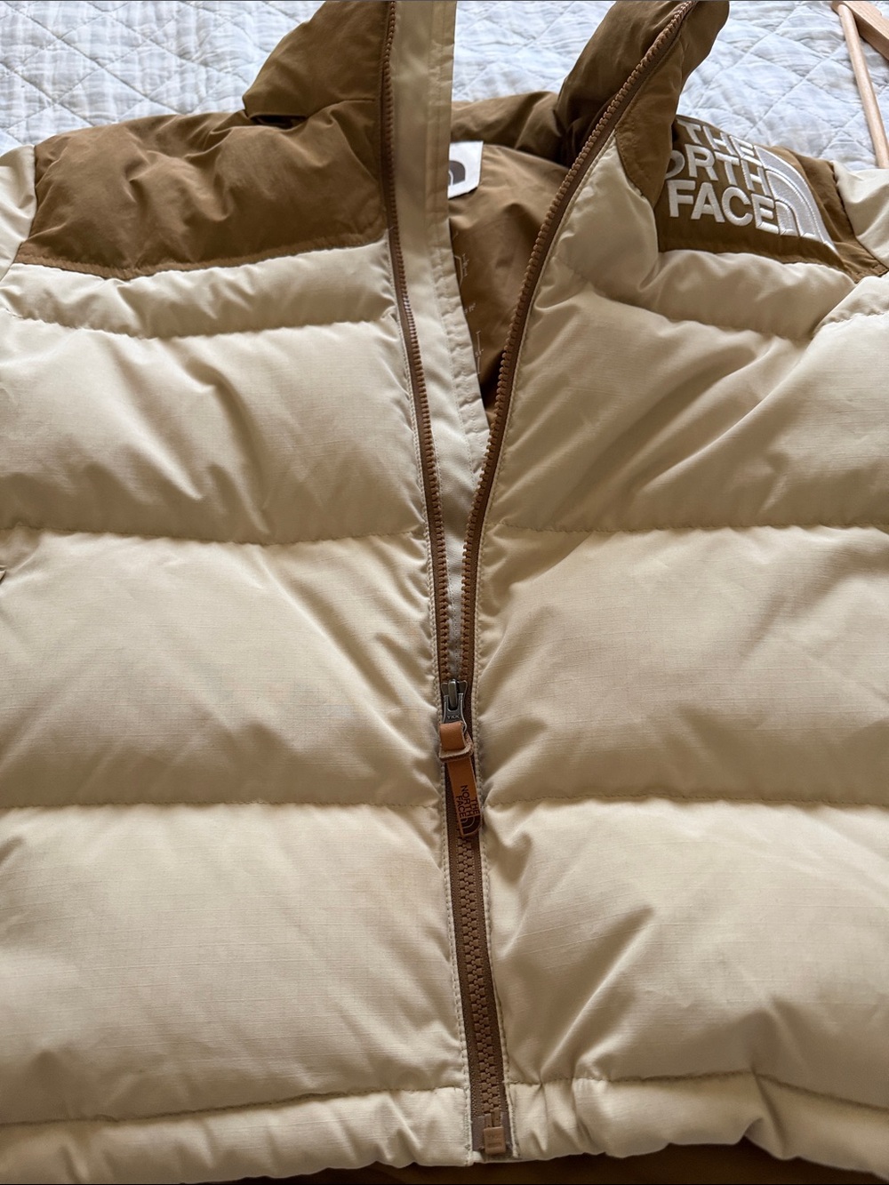 The North Face 92 Low-Fi Hi-Tek Nuptse down puffer jacket in beige and utility b - Picture 12 of 12